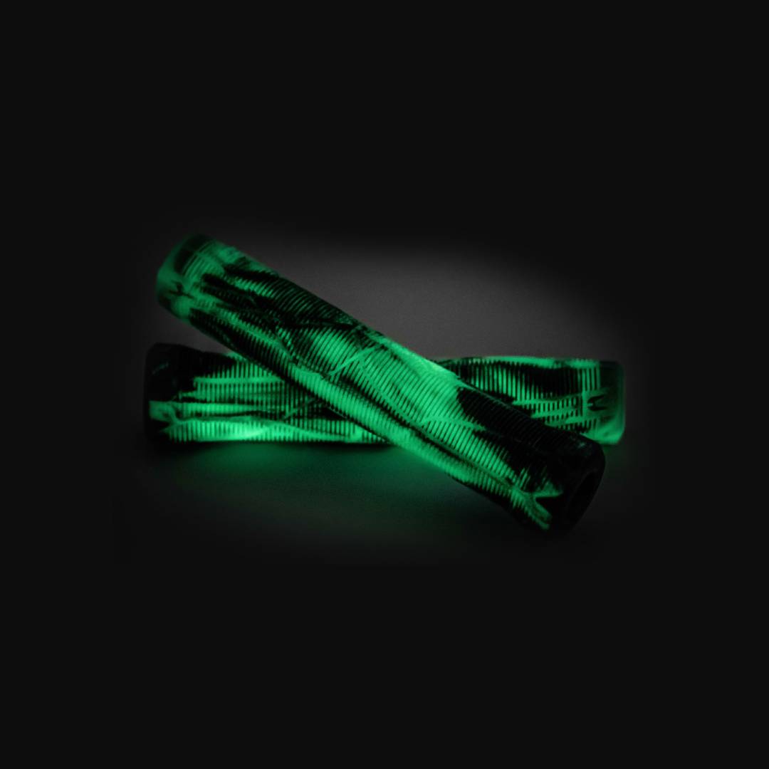 Ethic DTC Slim Grips - Glow In The Dark